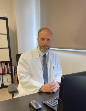 Doc. MUDr. Štěpán Veselý, Ph.D. - Oční klinika NeoVize