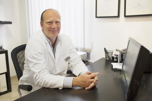 „Strach z cystoskopie dnes není na místě," říká MUDr. Josef Stolz z UroKlinikum.